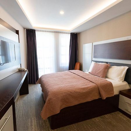 Hotel Prizreni Eksteriør bilde