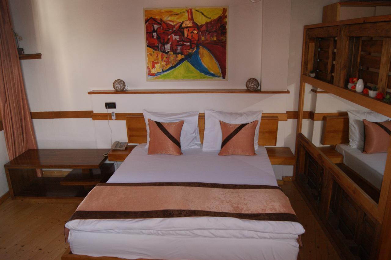 Hotel Prizreni Eksteriør bilde